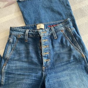 Alice + Olivia jeans size24. super cute but too small now. highwaisted.ankle cut